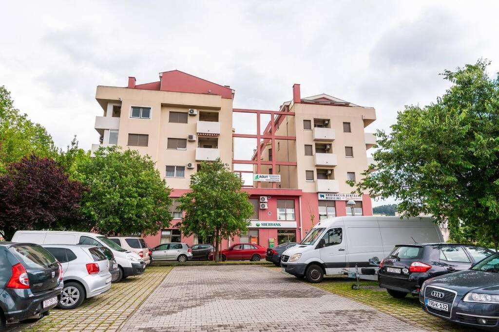 Apartamento Apartman Angie In The Centre Of Metković Exterior foto